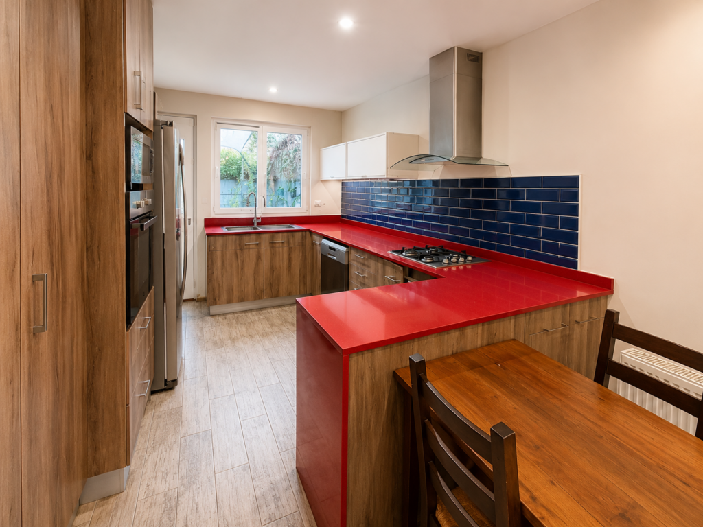 Cocina remodelada en casa Manquehue, Las Condes